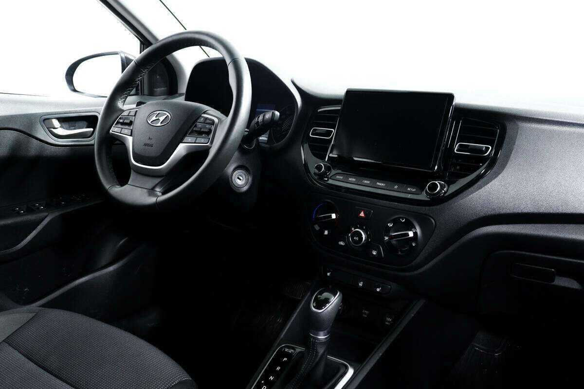 Hyundai Solaris с пробегом — 2020 год. Фото: #8