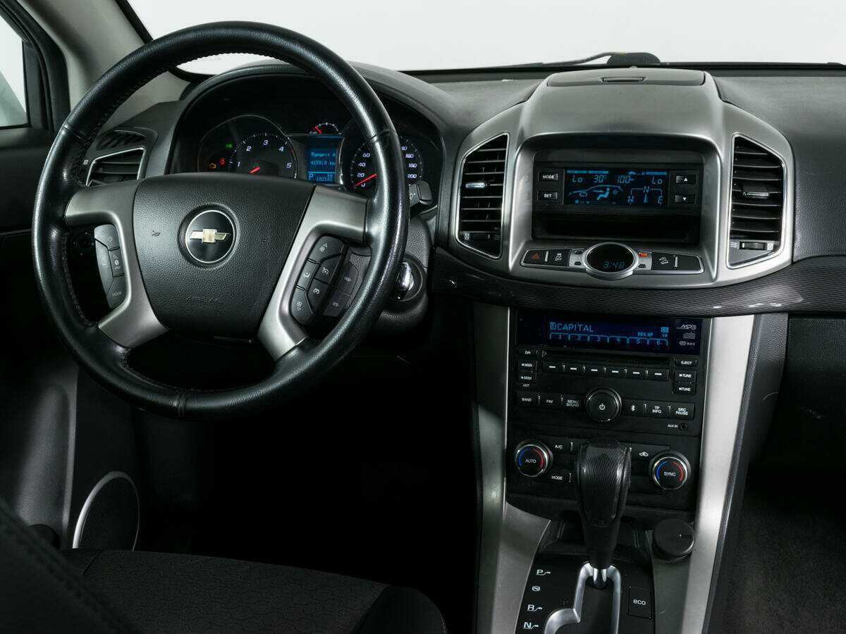 Chevrolet Captiva с пробегом — 2014 год. Фото: #8