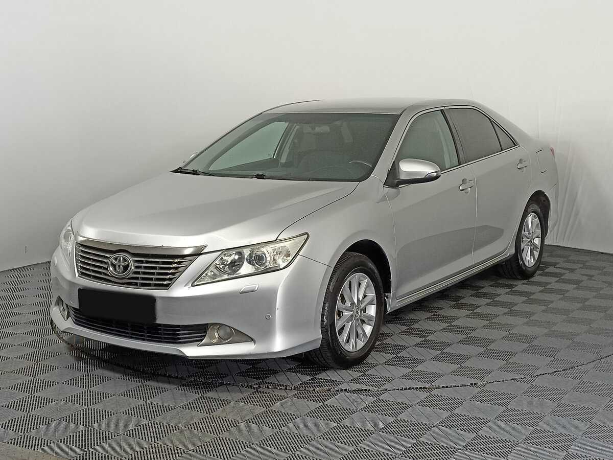 Toyota Camry с пробегом — 2013 год. Посмотреть фото