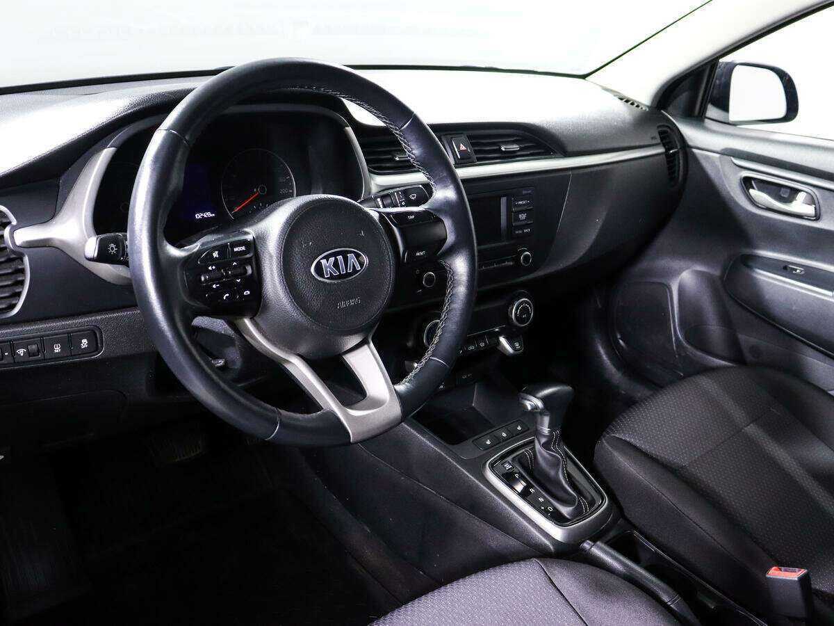 Kia Rio с пробегом — 2020 год. Фото: #11