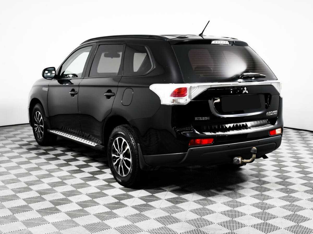 Mitsubishi Outlander с пробегом — 2013 год. Фото: #6
