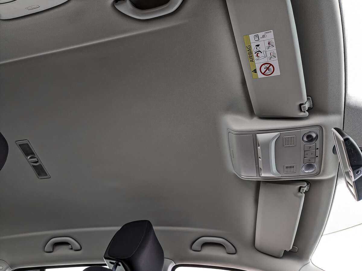 Volkswagen Tiguan с пробегом — 2015 год. Фото: #18