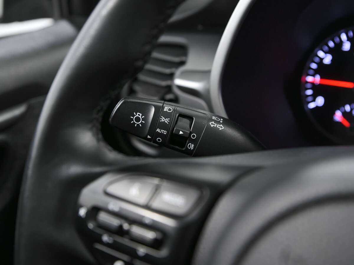 Kia Rio с пробегом — 2022 год. Фото: #9