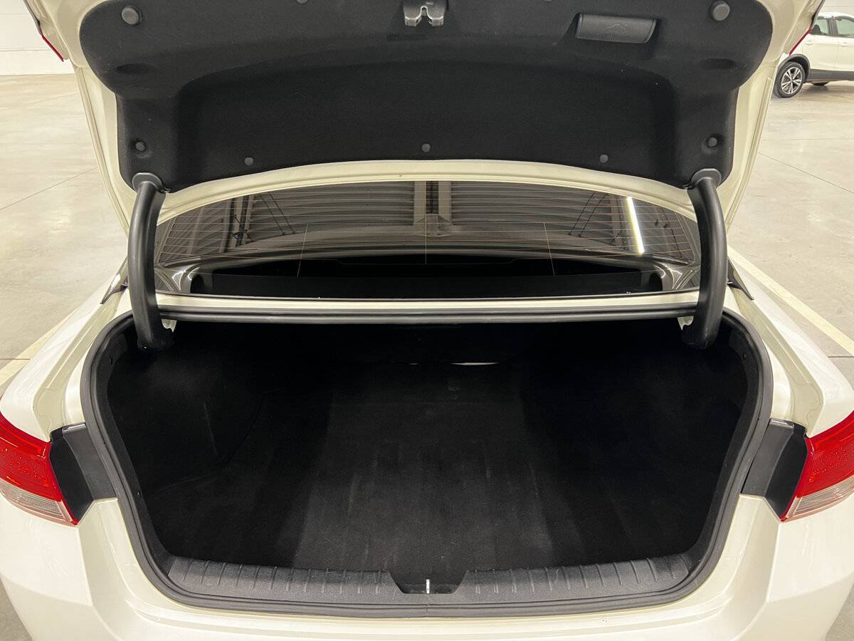 Kia K5 с пробегом — 2017 год. Фото: #9