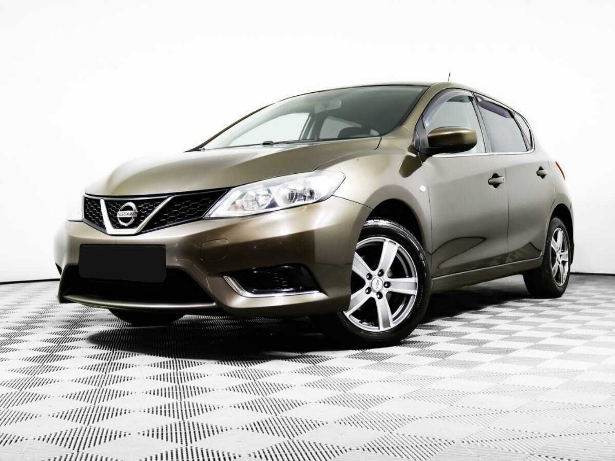 Nissan Tiida с пробегом — 2015 год. Посмотреть фото