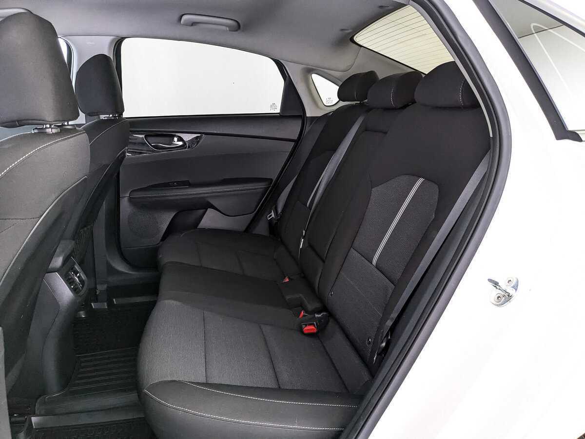 Kia Cerato с пробегом — 2020 год. Фото: #15