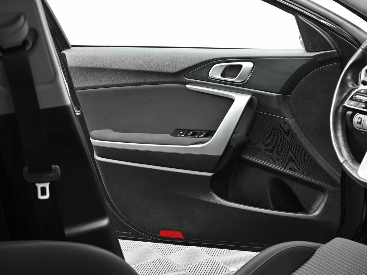 Kia Ceed с пробегом — 2018 год. Фото: #4