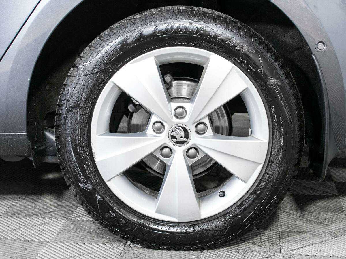 Skoda Octavia с пробегом — 2020 год. Фото: #17