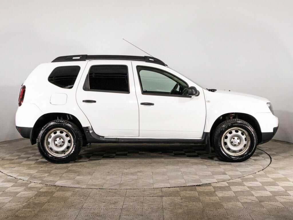 Renault Duster с пробегом — 2017 год. Фото: #3