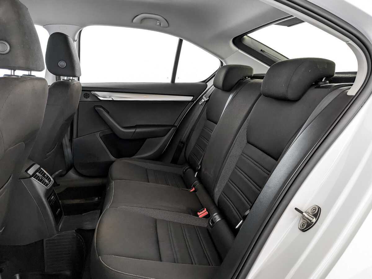 Skoda Octavia с пробегом — 2018 год. Фото: #11