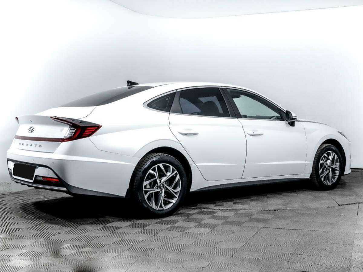 Hyundai Sonata с пробегом — 2020 год. Фото: #3