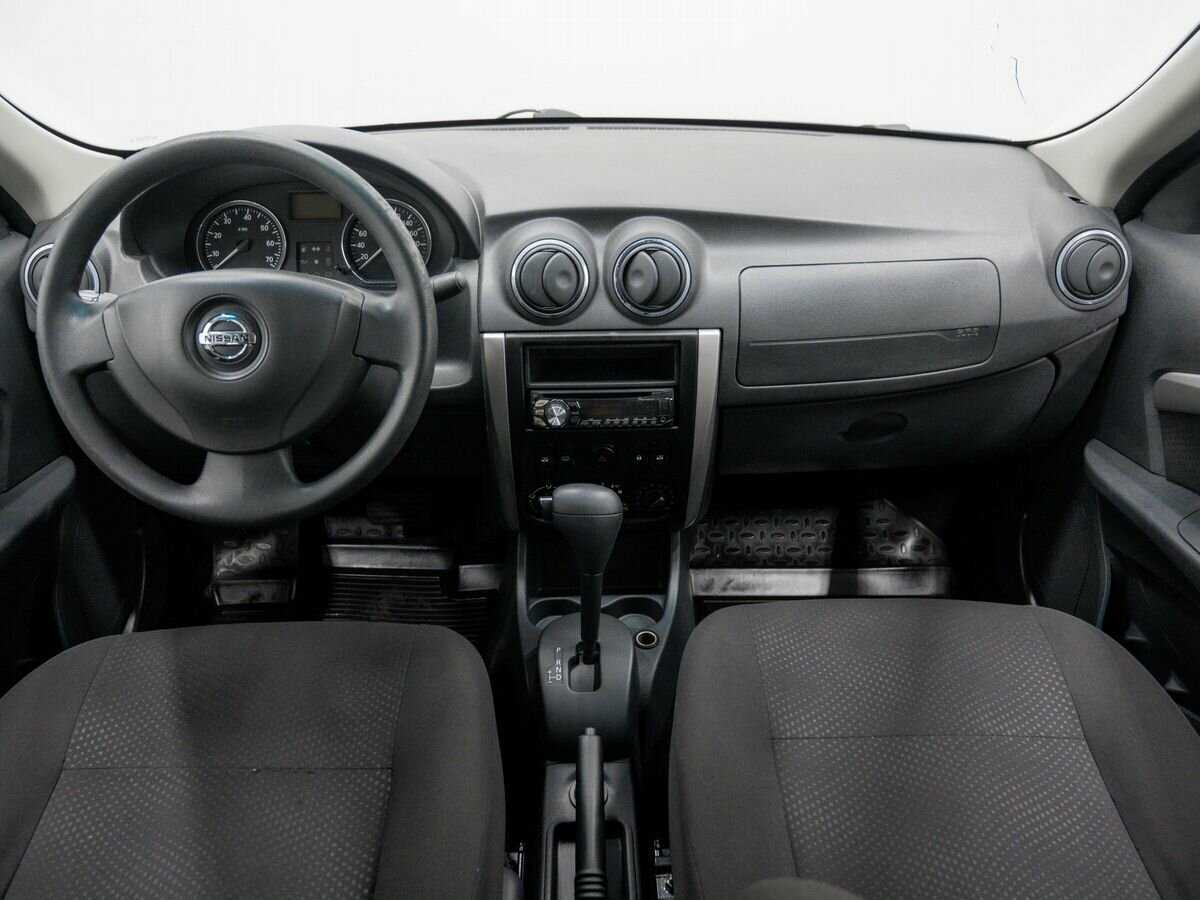 Nissan Almera с пробегом — 2013 год. Фото: #9