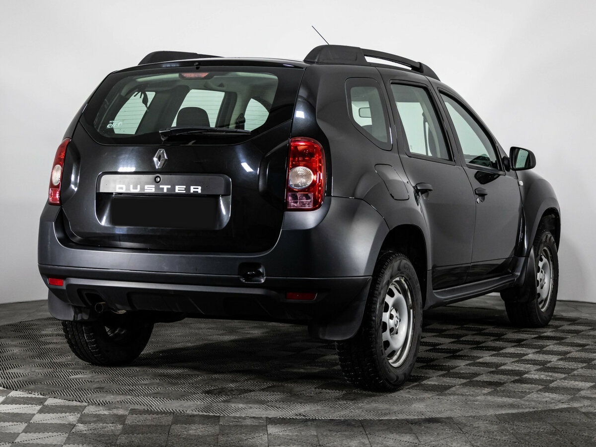 Renault Duster с пробегом — 2014 год. Фото: #3