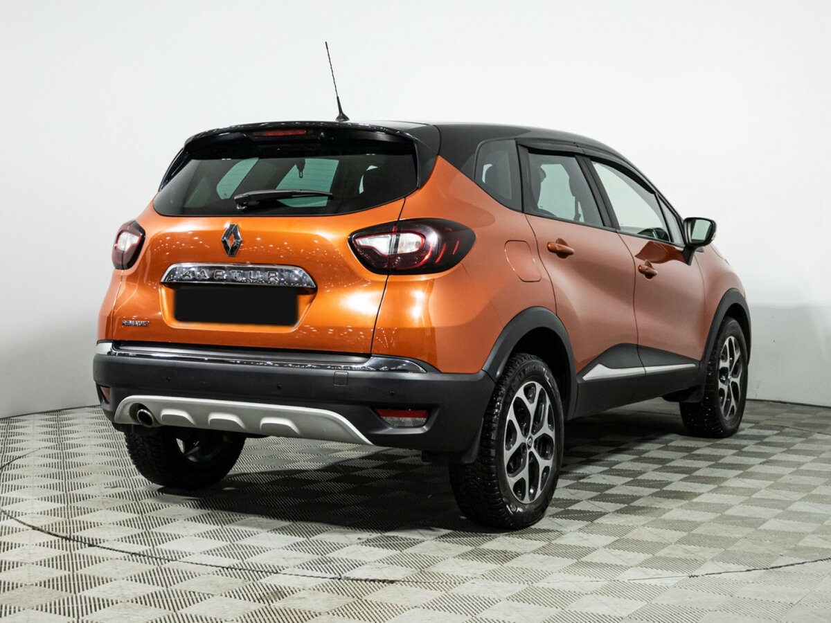 Renault Kaptur с пробегом — 2016 год. Фото: #3