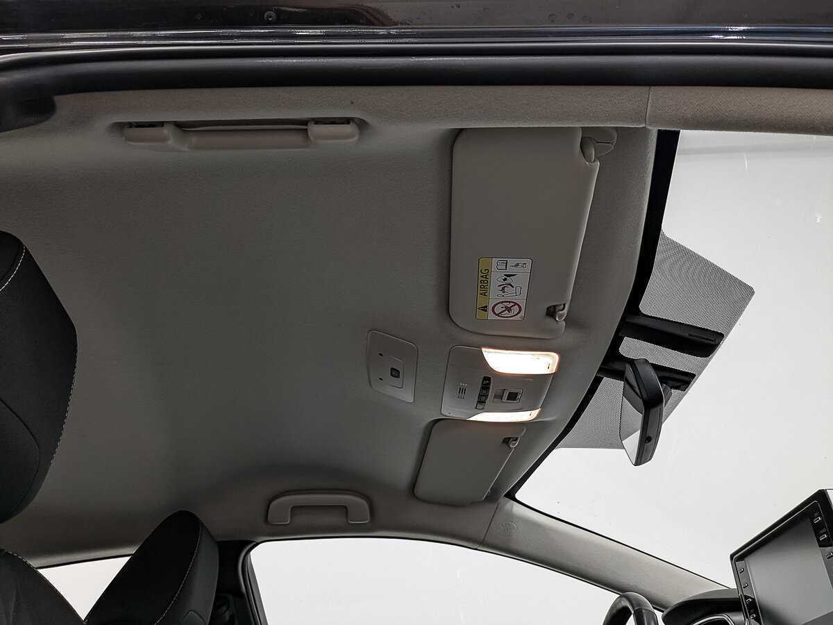 Toyota Corolla с пробегом — 2019 год. Фото: #21