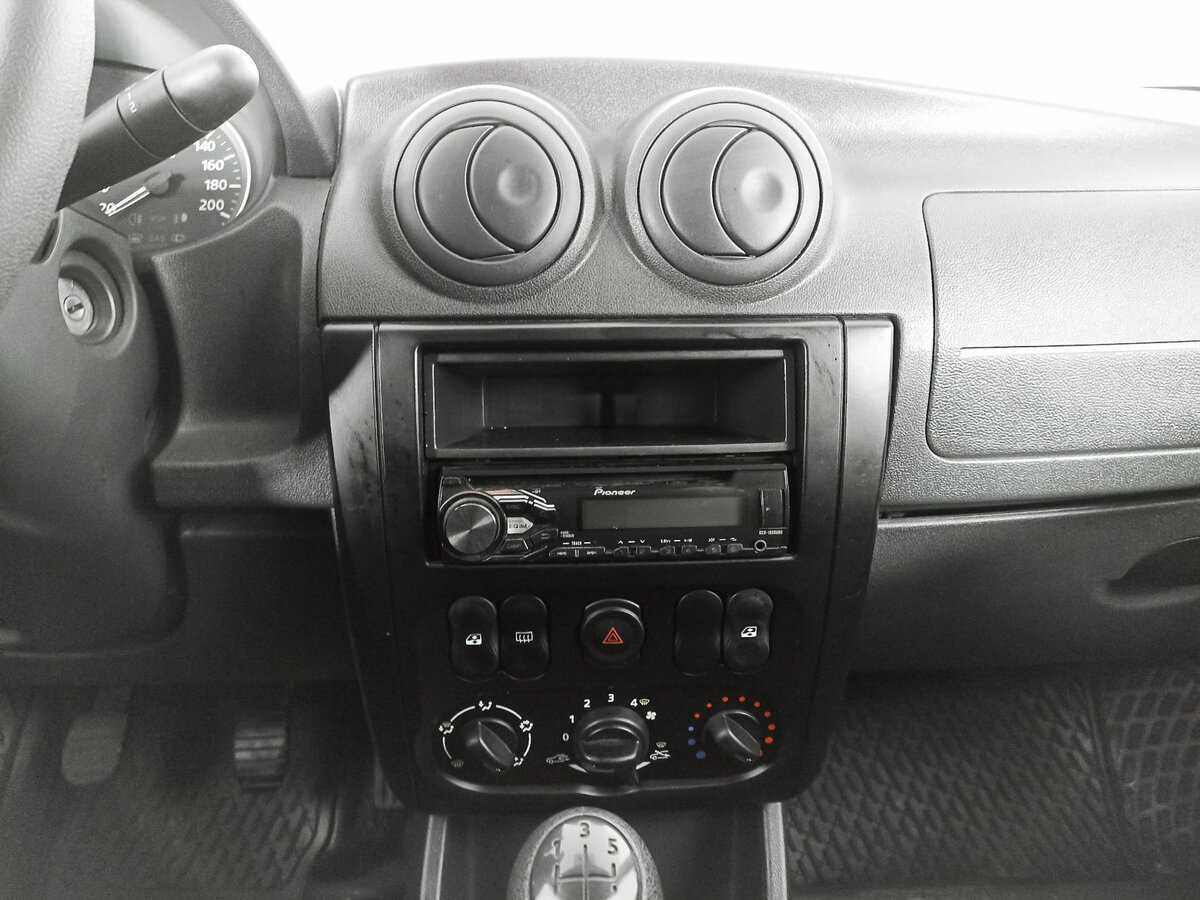 Nissan Almera с пробегом — 2016 год. Фото: #14