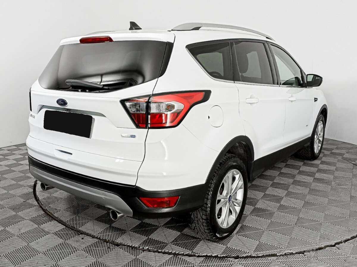 Ford Kuga с пробегом — 2018 год. Фото: #4