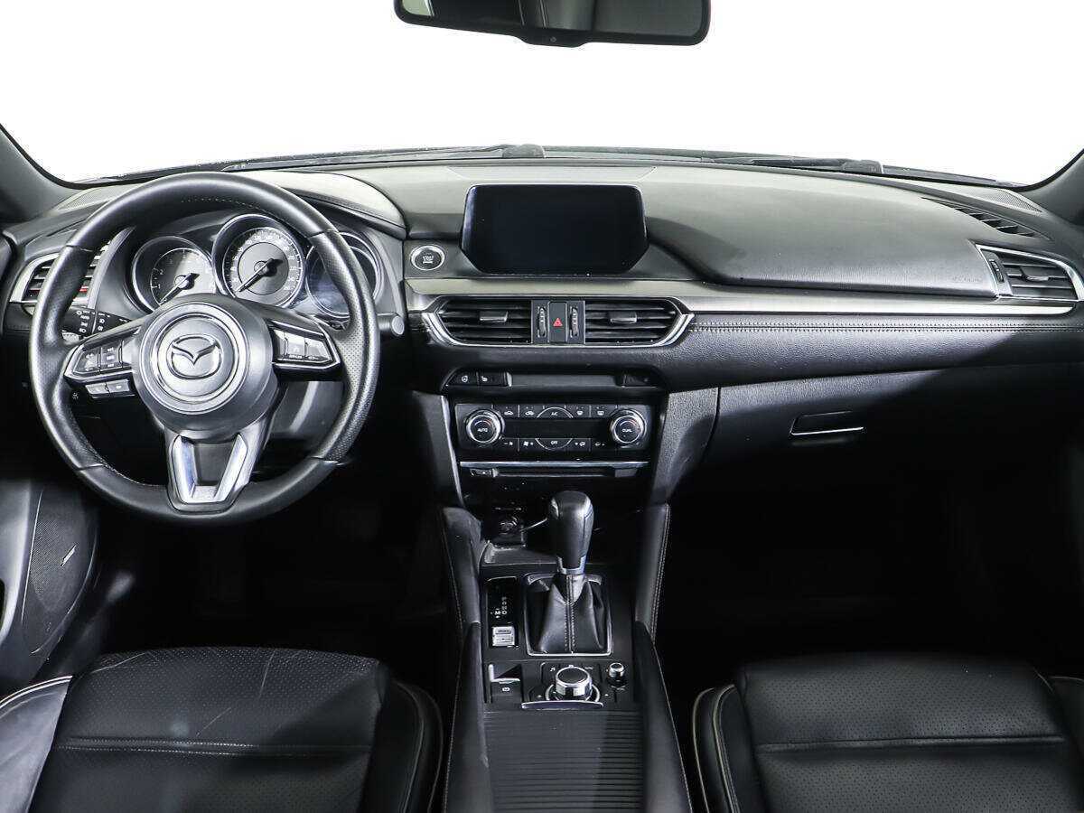 Mazda 6 с пробегом — 2016 год. Фото: #12