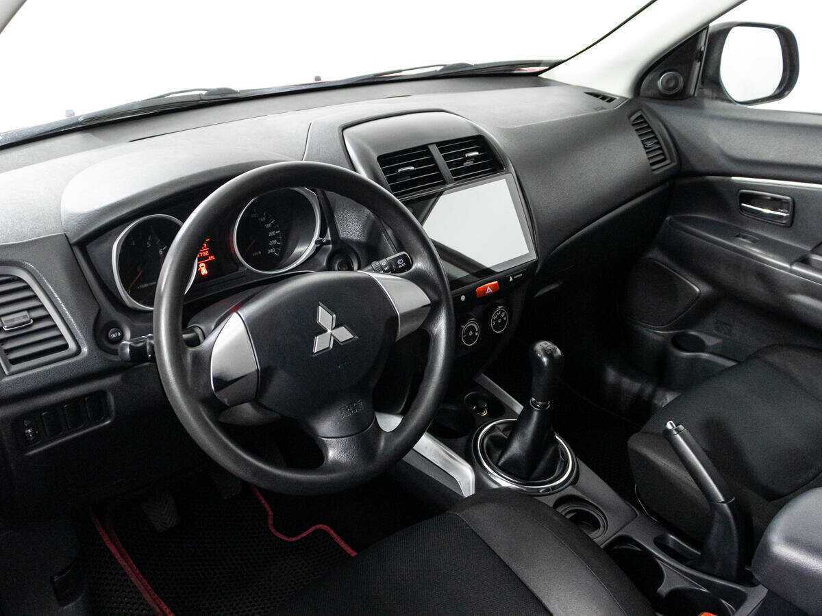 Mitsubishi ASX с пробегом — 2012 год. Фото: #10