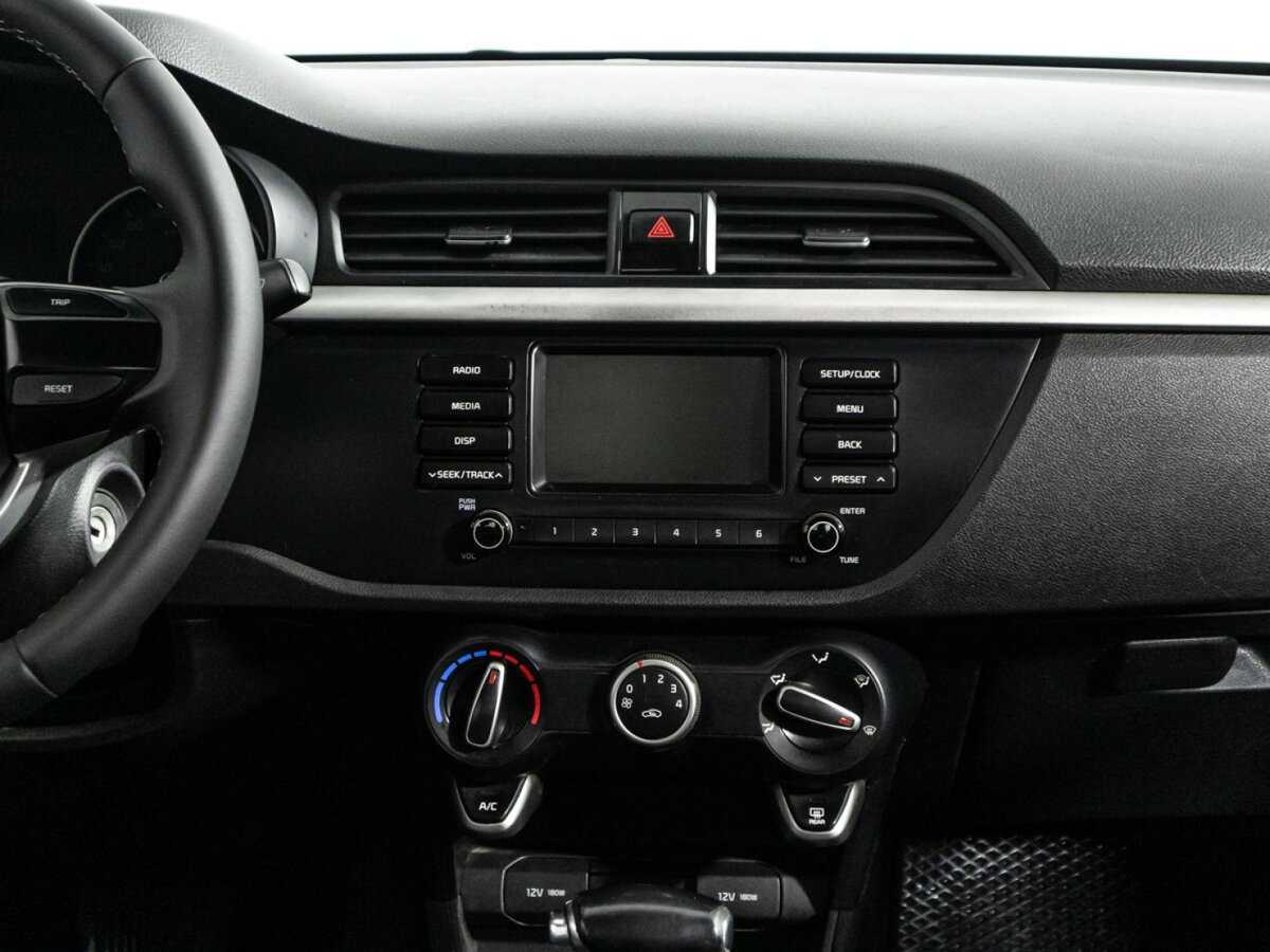 Kia Rio с пробегом — 2018 год. Фото: #13