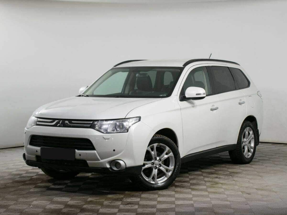 Mitsubishi Outlander с пробегом — 2013 год. Посмотреть фото