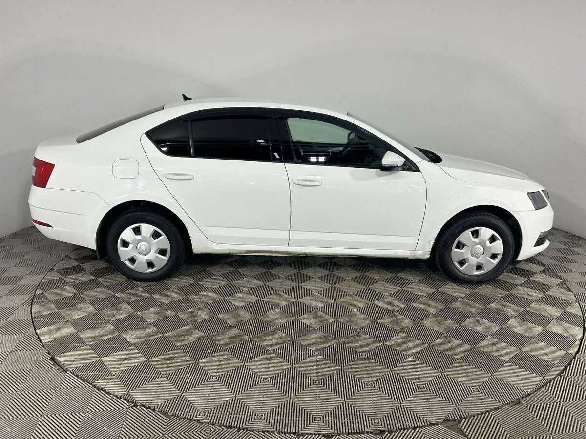 Skoda Octavia с пробегом — 2018 год. Фото: #3