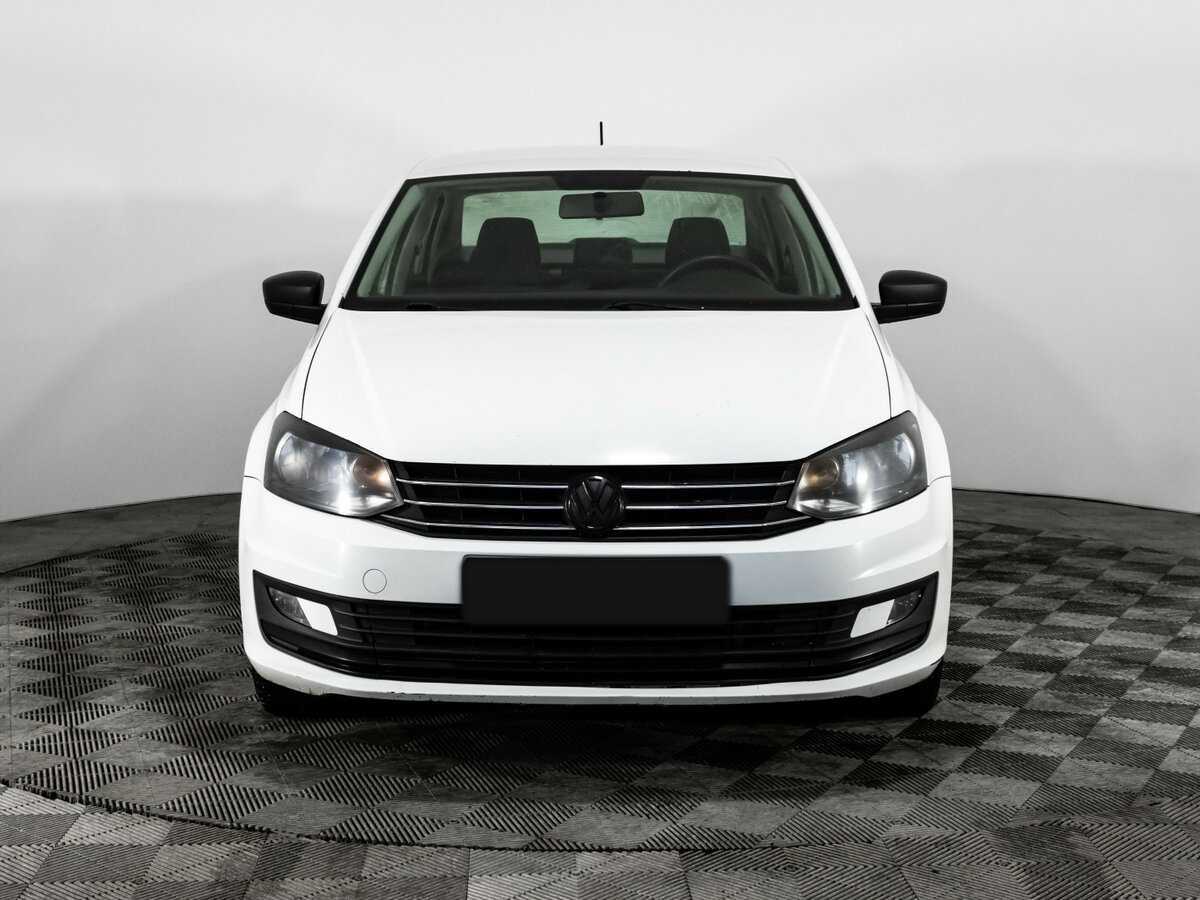 Volkswagen Polo с пробегом — 2018 год. Фото: #1