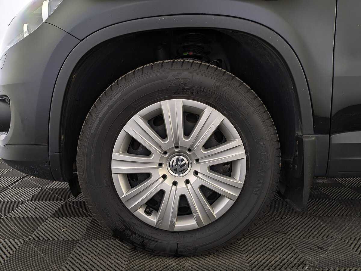 Volkswagen Tiguan с пробегом — 2015 год. Фото: #11