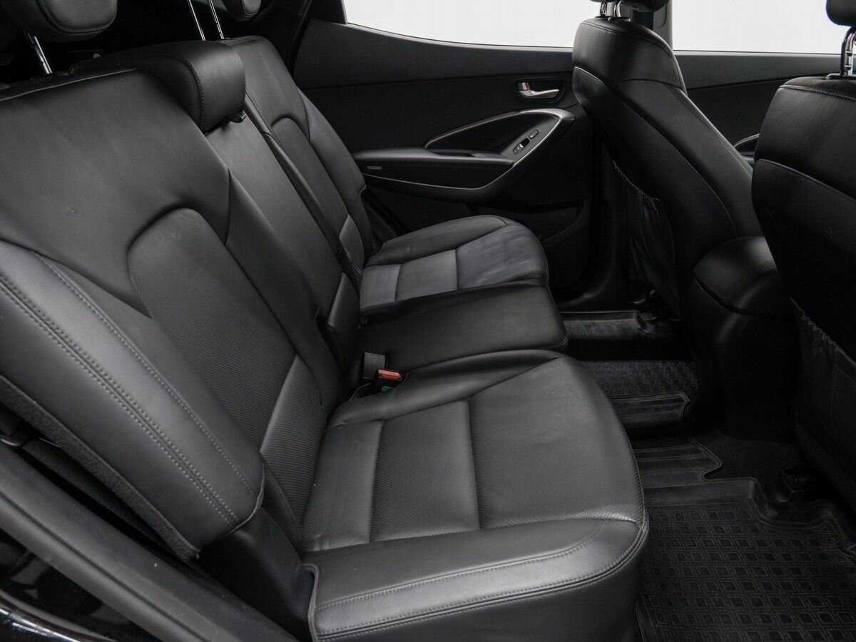 Hyundai Santa Fe с пробегом — 2017 год. Фото: #8