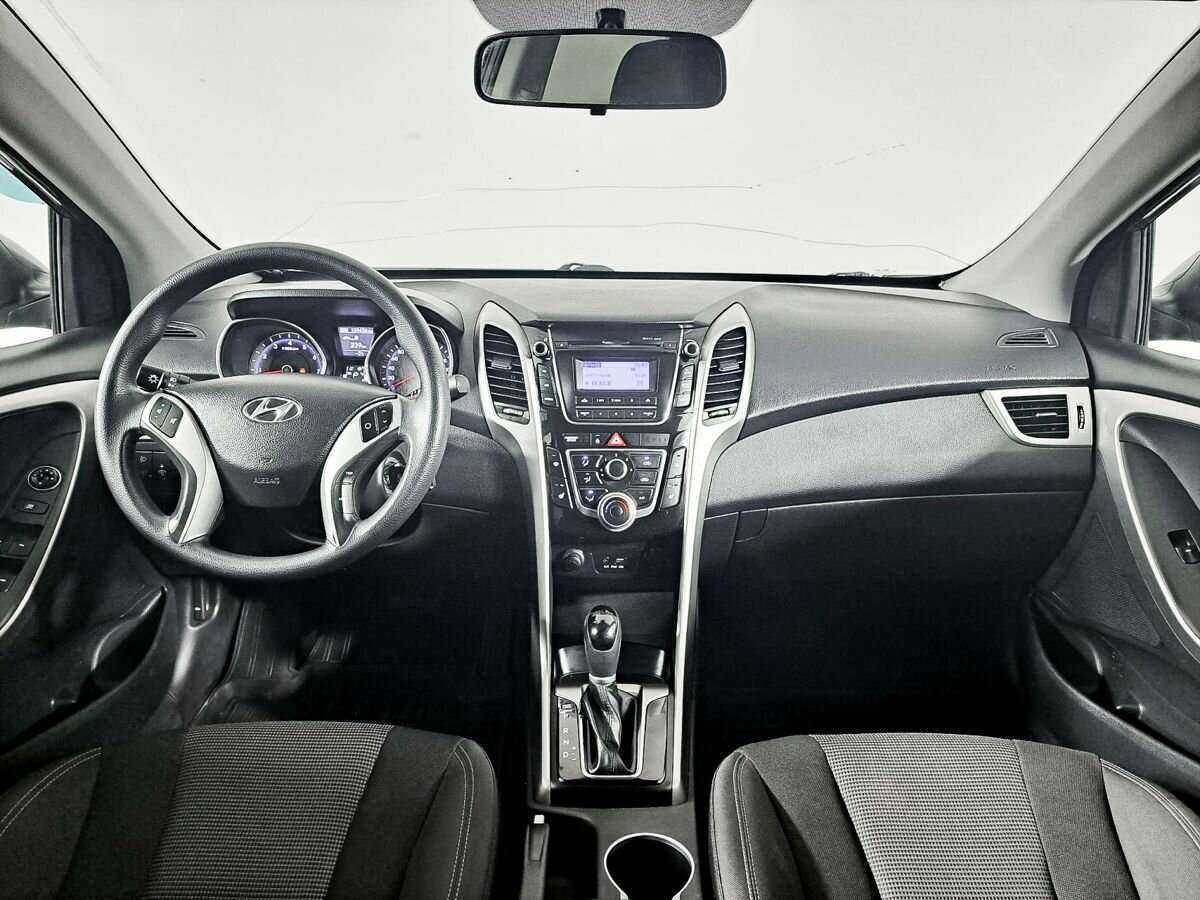 Hyundai i30 с пробегом — 2016 год. Фото: #9
