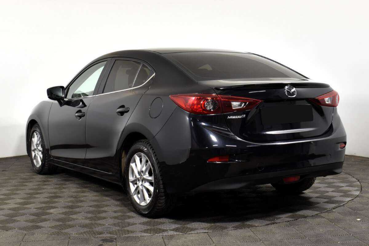 Mazda 3 с пробегом — 2017 год. Фото: #5