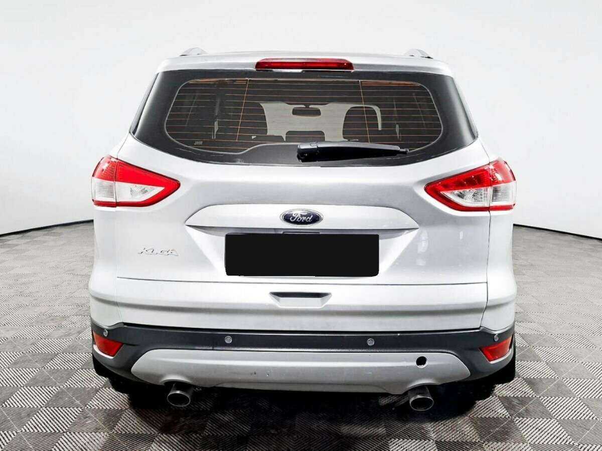 Ford Kuga с пробегом — 2014 год. Фото: #4
