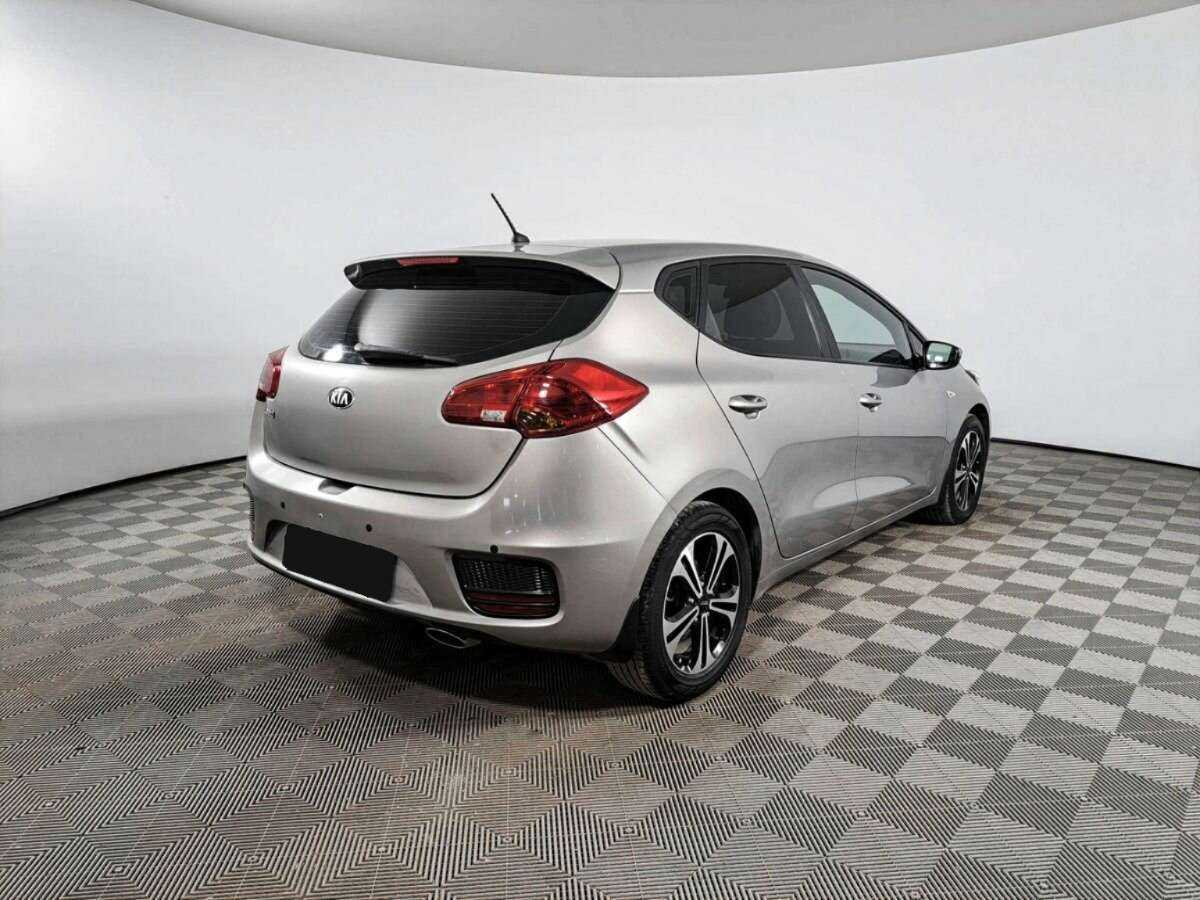 Kia Ceed с пробегом — 2015 год. Фото: #3