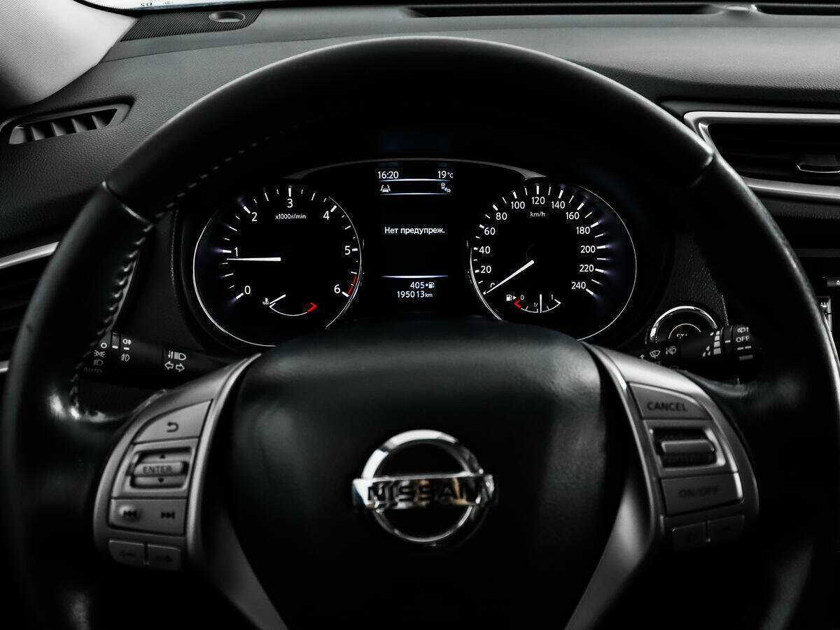 Nissan X-Trail с пробегом — 2015 год. Фото: #17