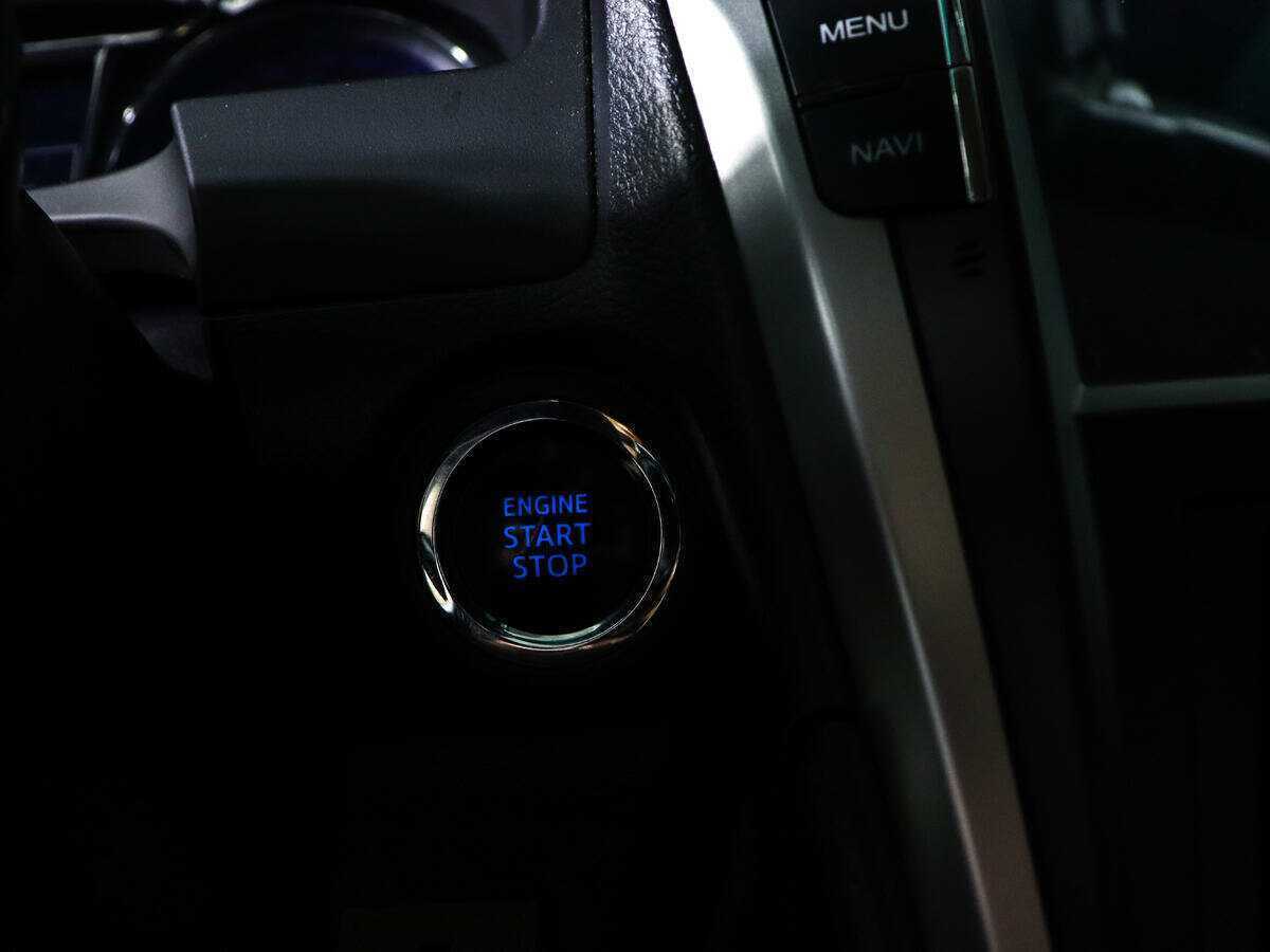 Toyota Camry с пробегом — 2018 год. Фото: #15