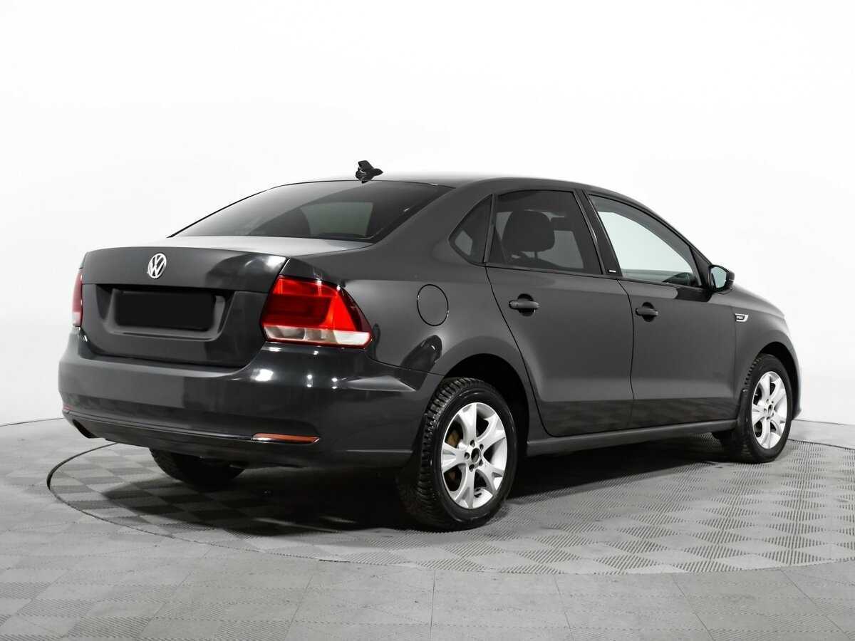 Volkswagen Polo с пробегом — 2017 год. Фото: #4