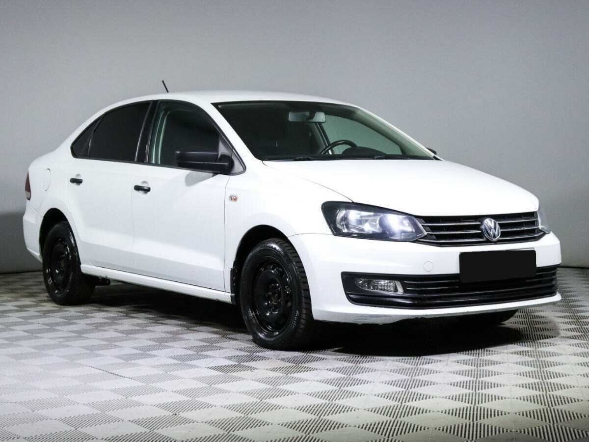 Volkswagen Polo с пробегом — 2018 год. Фото: #2