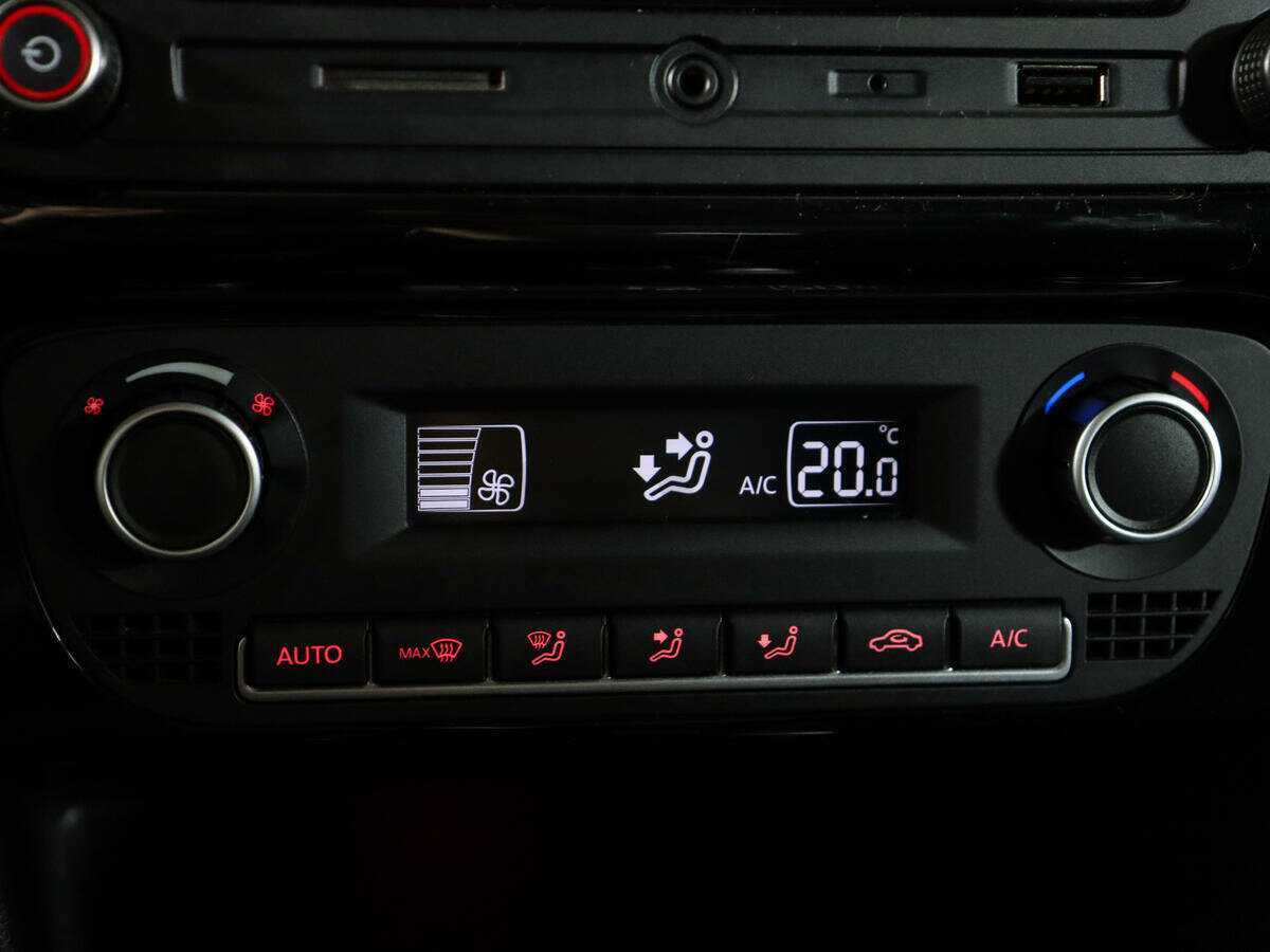 Volkswagen Polo с пробегом — 2017 год. Фото: #19