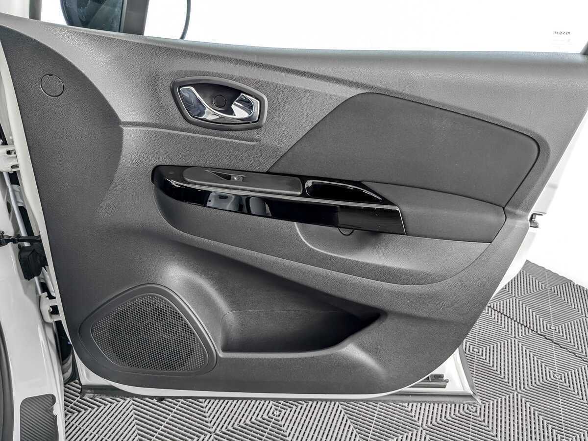 Renault Kaptur с пробегом — 2017 год. Фото: #22