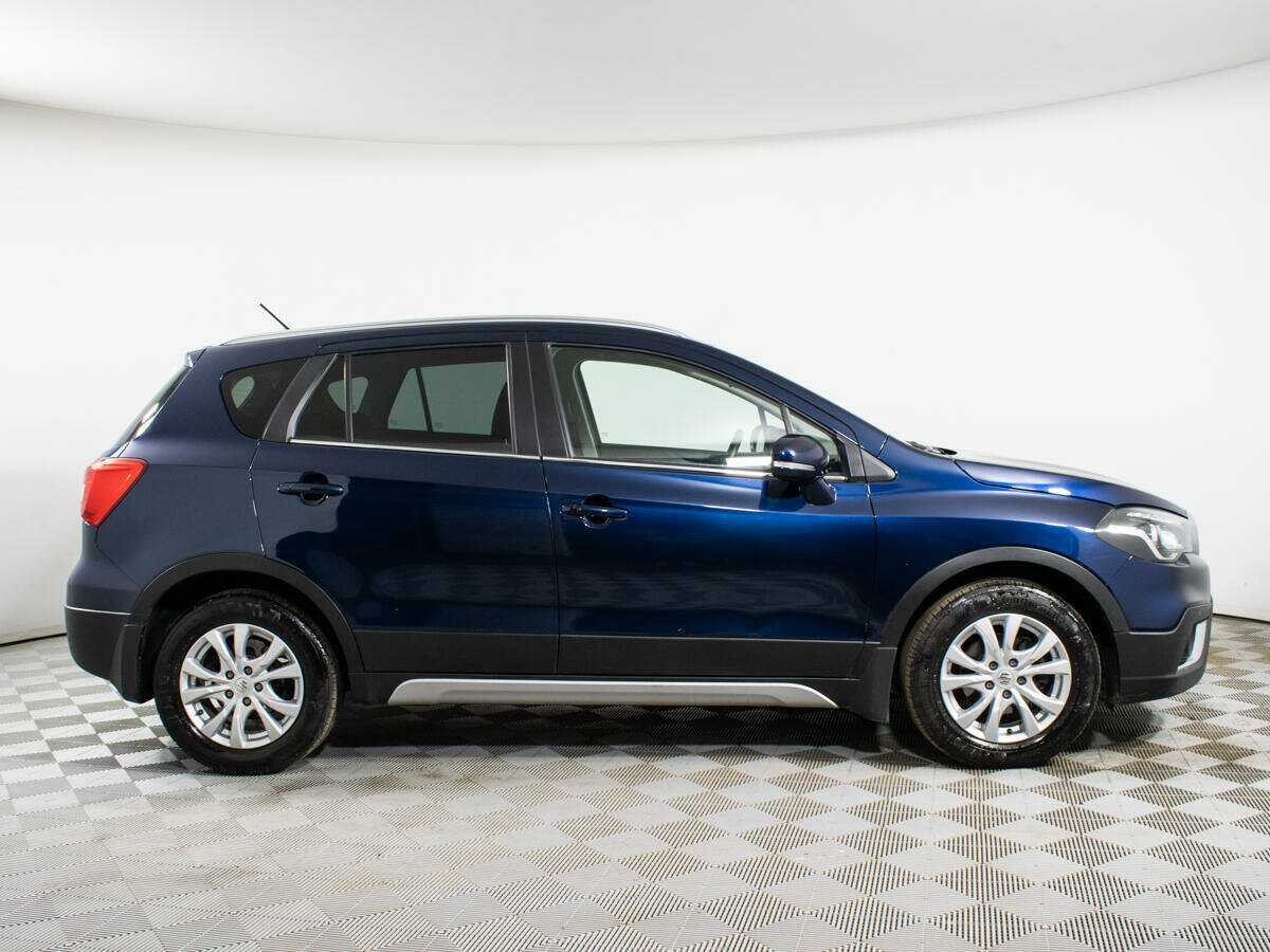Suzuki SX4 с пробегом — 2020 год. Фото: #3
