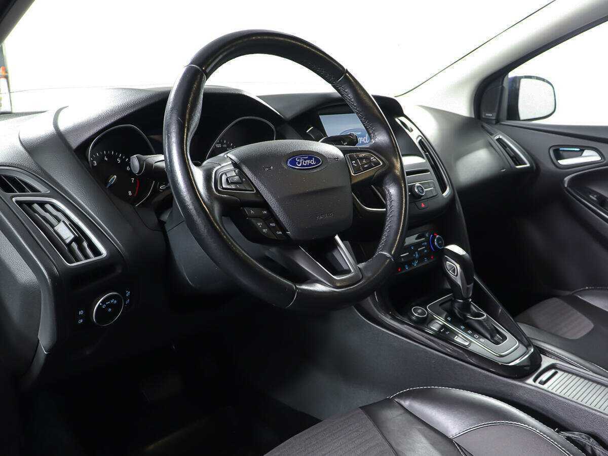 Ford Focus с пробегом — 2016 год. Фото: #12