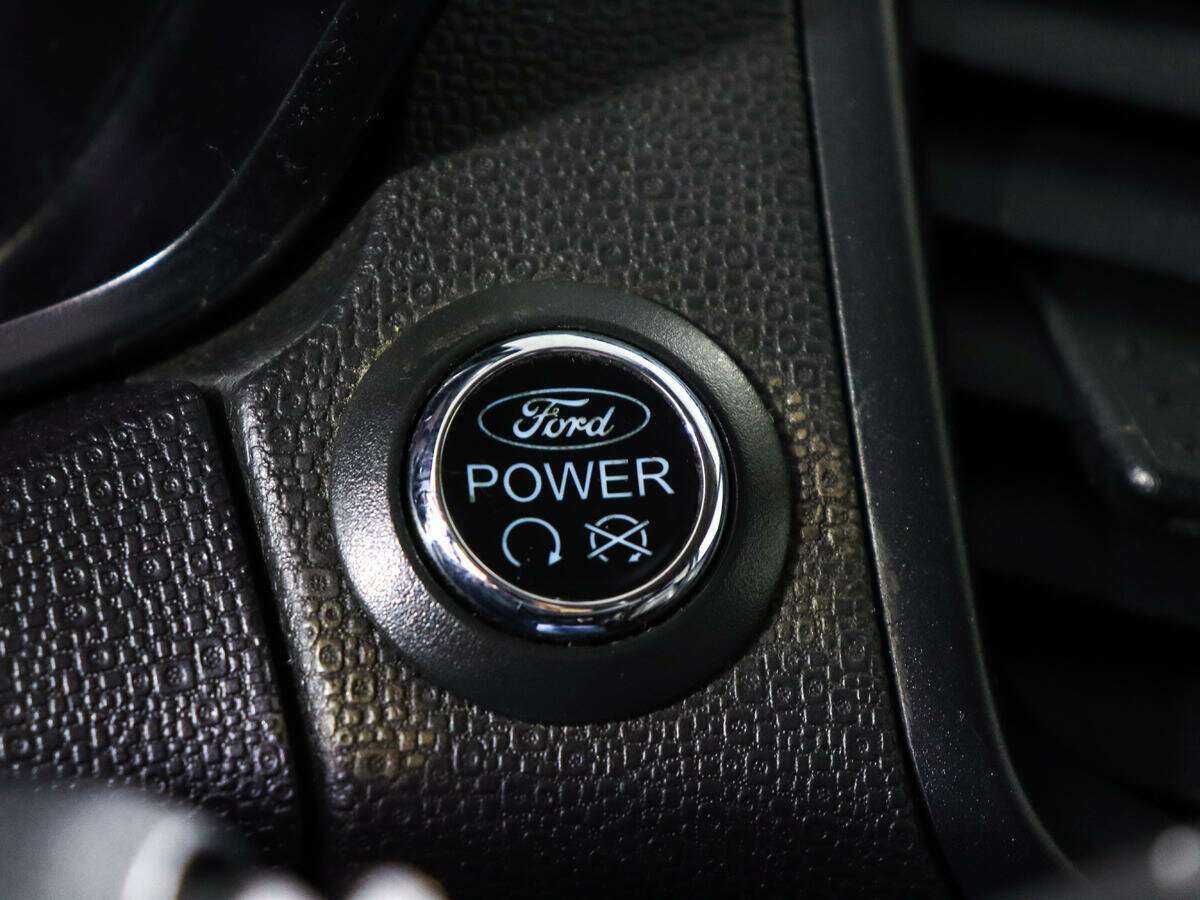 Ford EcoSport с пробегом — 2015 год. Фото: #14