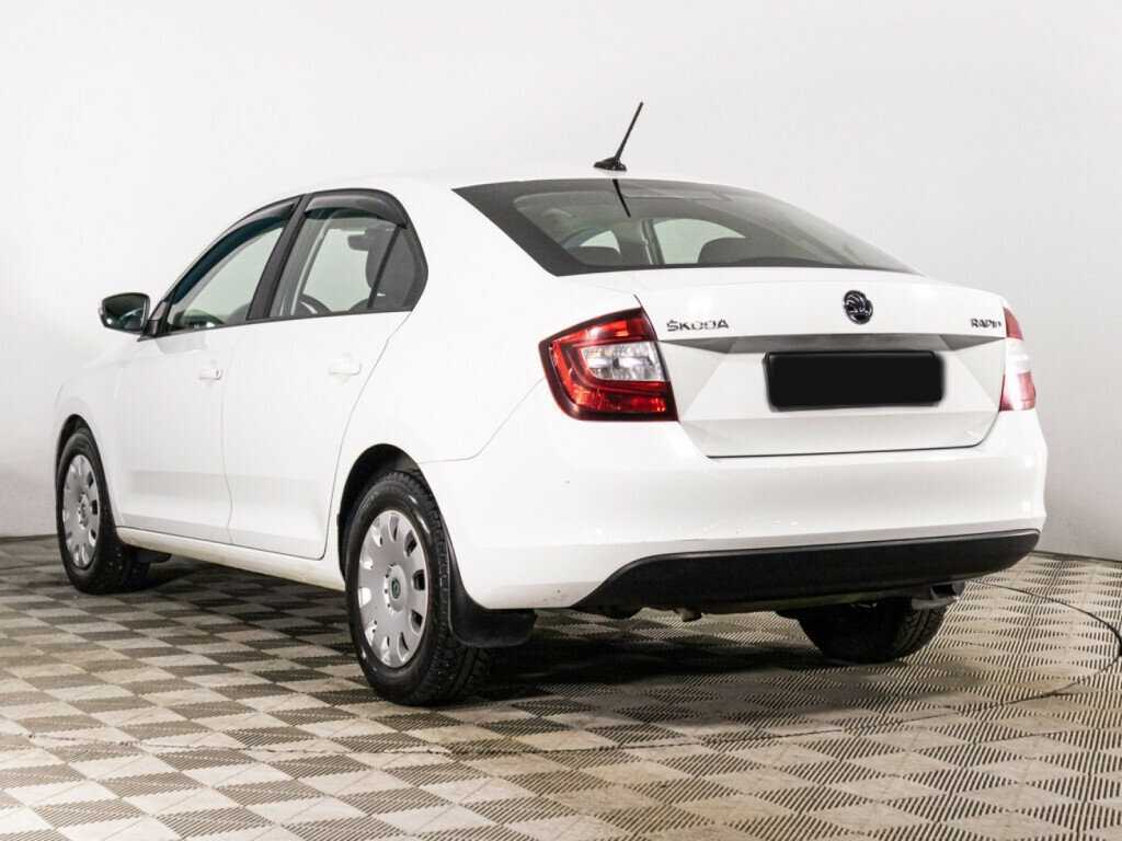Skoda Rapid с пробегом — 2019 год. Фото: #4