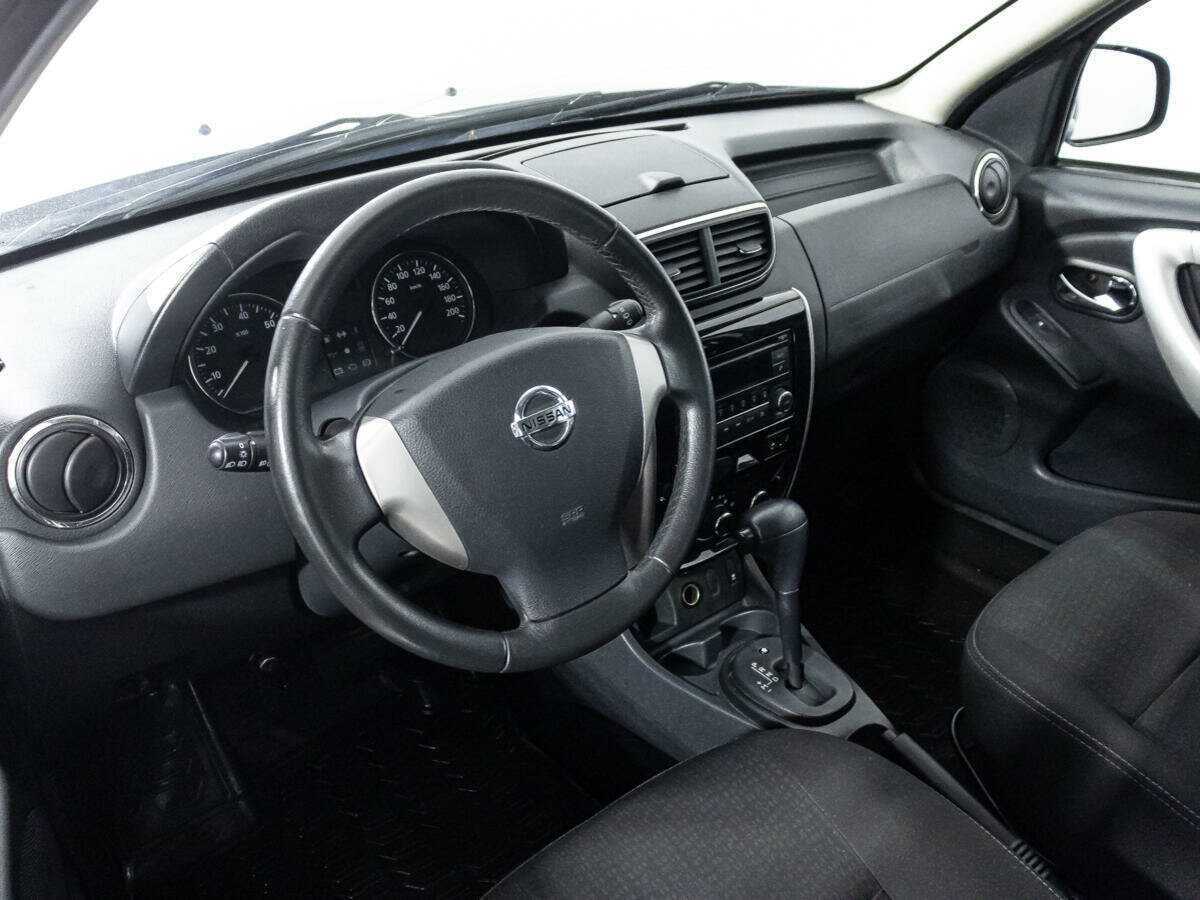Nissan Terrano с пробегом — 2015 год. Фото: #10