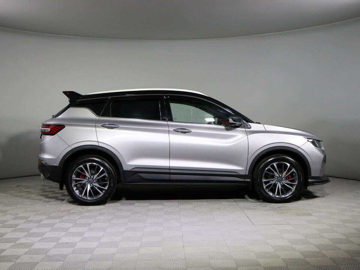 Geely Coolray с пробегом — 2023 год. Фото: #3