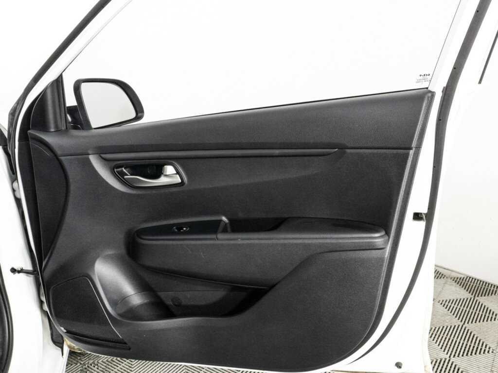 Kia Rio с пробегом — 2022 год. Фото: #27