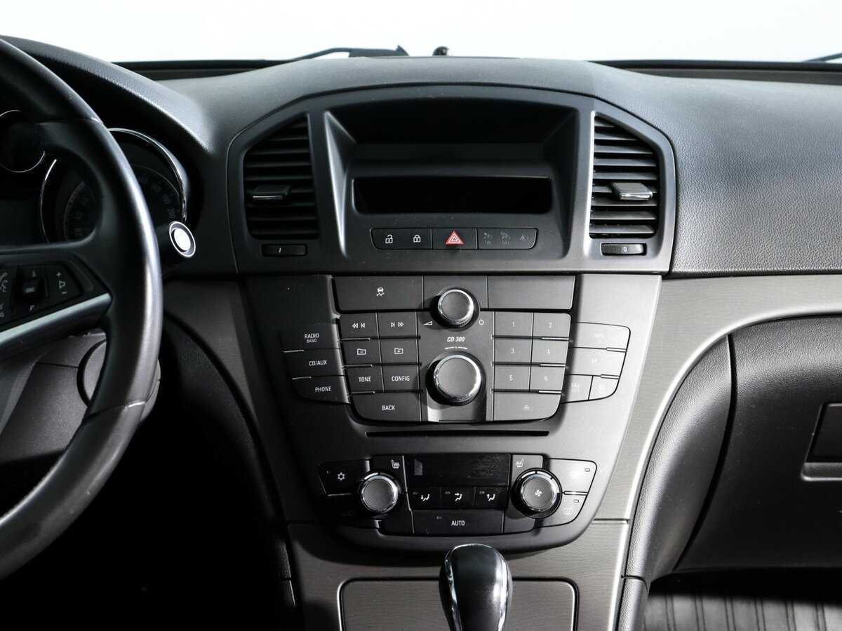 Opel Insignia с пробегом — 2012 год. Фото: #7