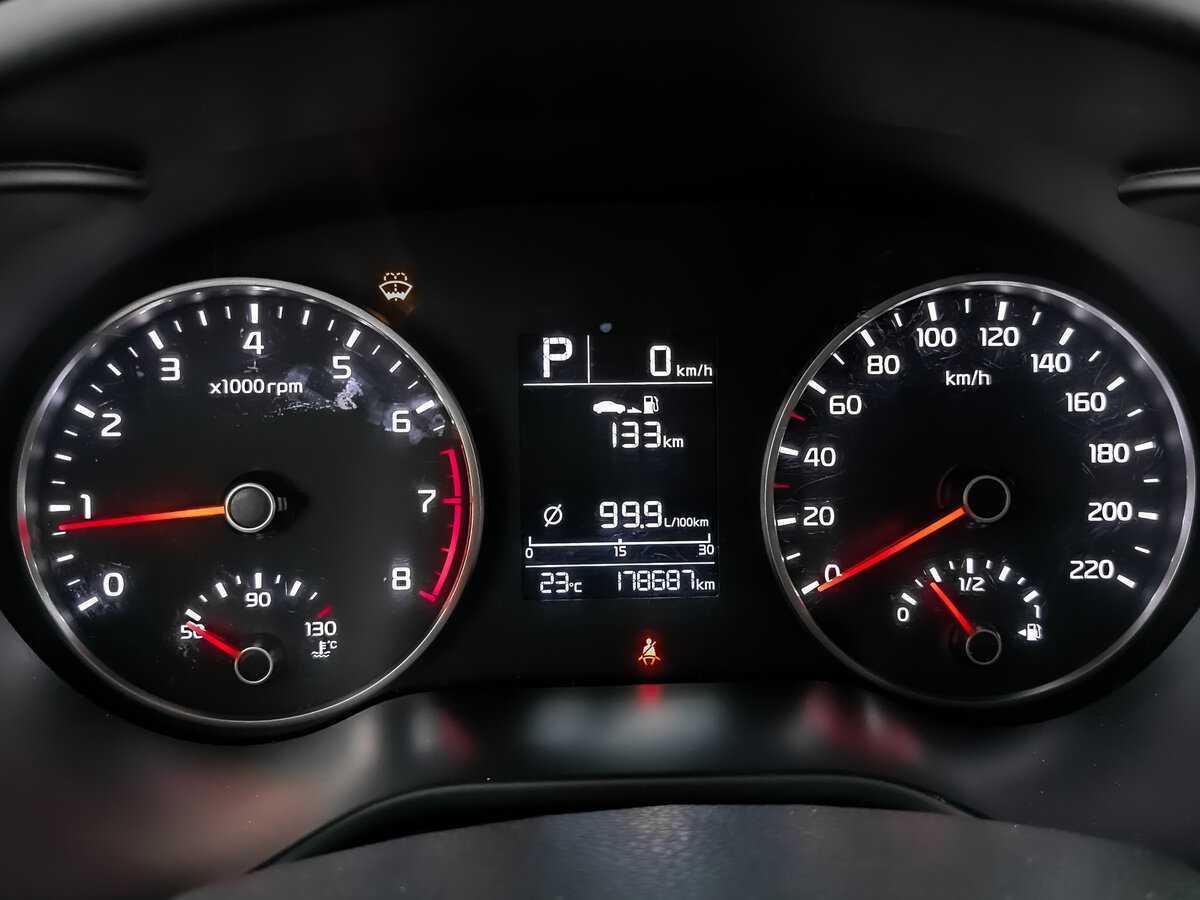 Kia Rio с пробегом — 2019 год. Фото: #11