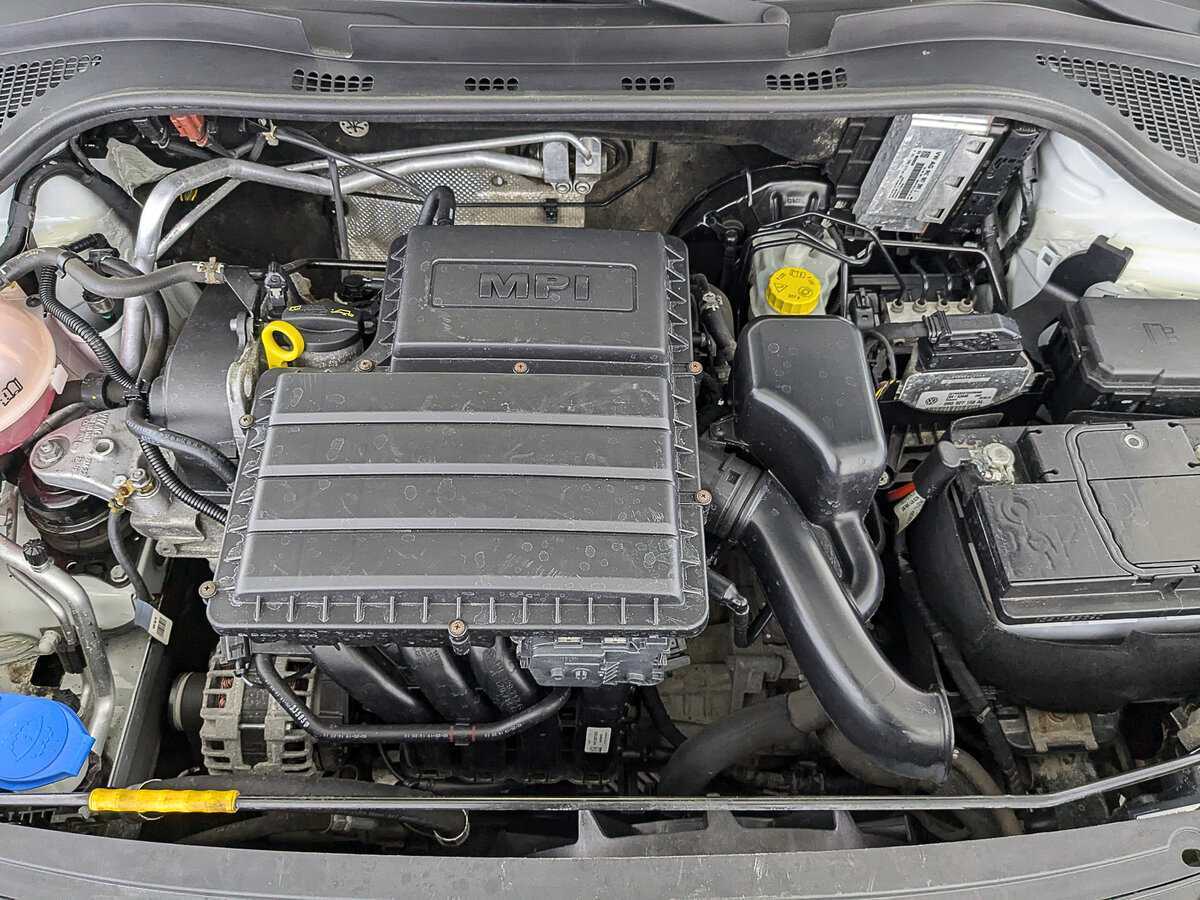 Skoda Rapid с пробегом — 2019 год. Фото: #8