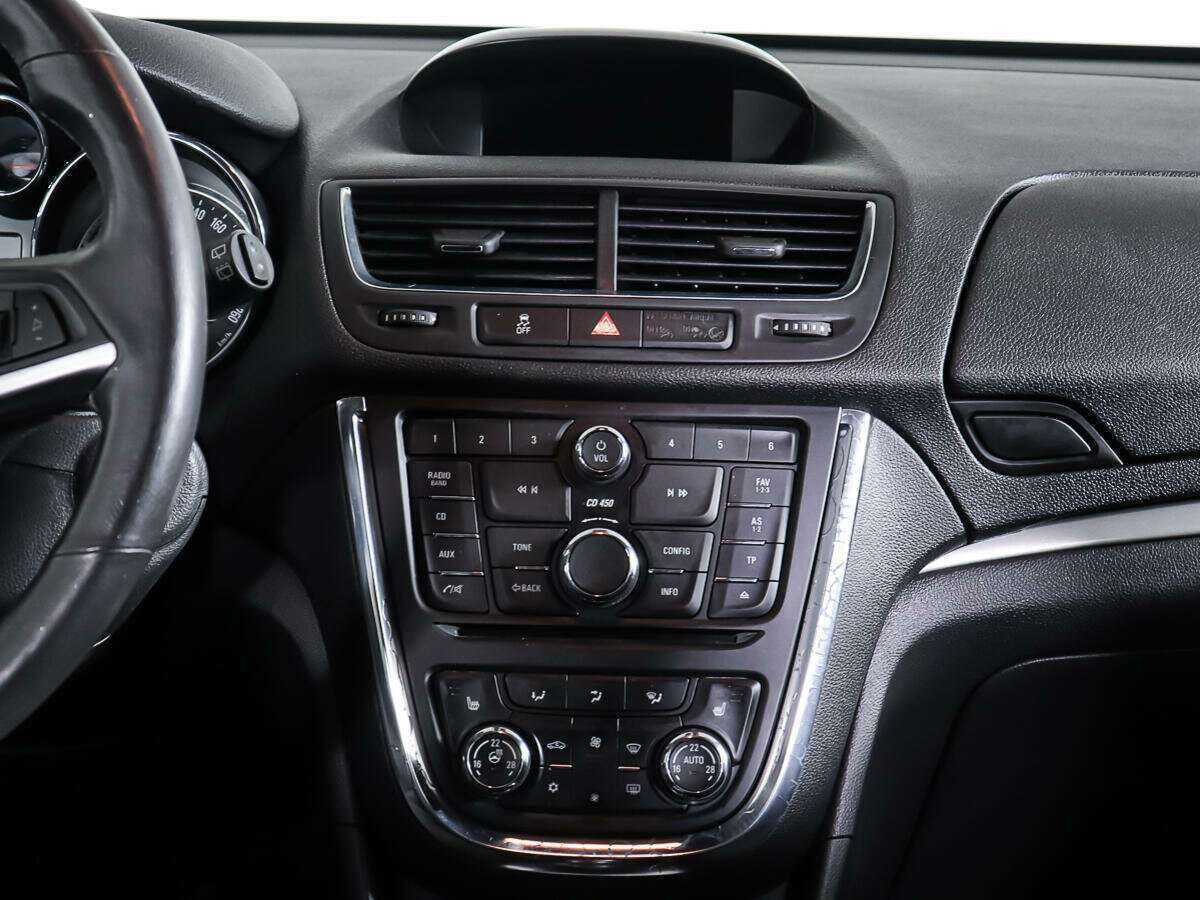 Opel Mokka с пробегом — 2014 год. Фото: #11